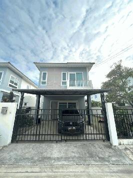 Agent post ให้เช่าบ้านสวย พร้อมเฟอร์บางส่วน  หมู่บ้านศุภาลัย ไพรด์ บางนา ลาดกระบัง54 ต่อเติมโรงจอดรถแล้ว พร้อมอยู่